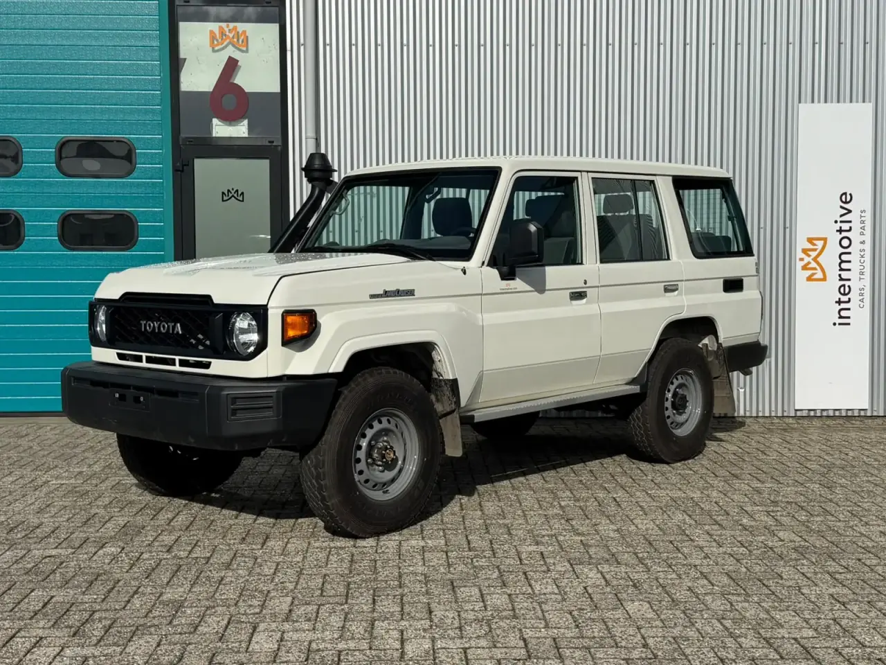 HZJ 76 (4)
